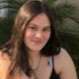 Meet your Posher, Chloe